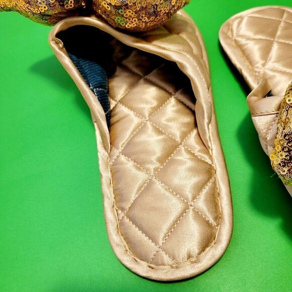 3/$20 Brand new vintage gold ribbon slipper - Picture 4 of 4